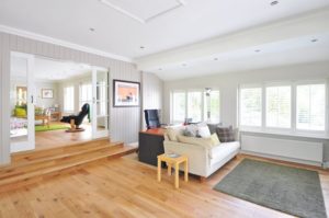 Carpeting vs. Hardwood Flooring: Pros and Cons